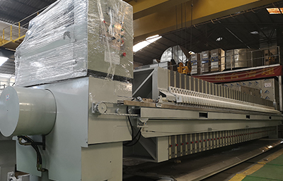 金凱地廂式污泥壓濾機(jī)讓每位用戶買(mǎi)得起用得好