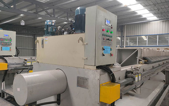 某洗沙場污泥/污水處理系統——廂式