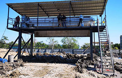 打樁泥漿脫水機優先選擇金凱地壓濾機廠家的原因